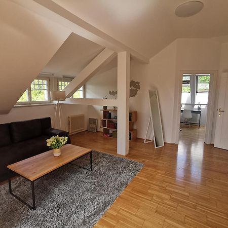 Moderne Dachgeschosswohnung Zentral By Seebnb Velden am Wörthersee Zewnętrze zdjęcie