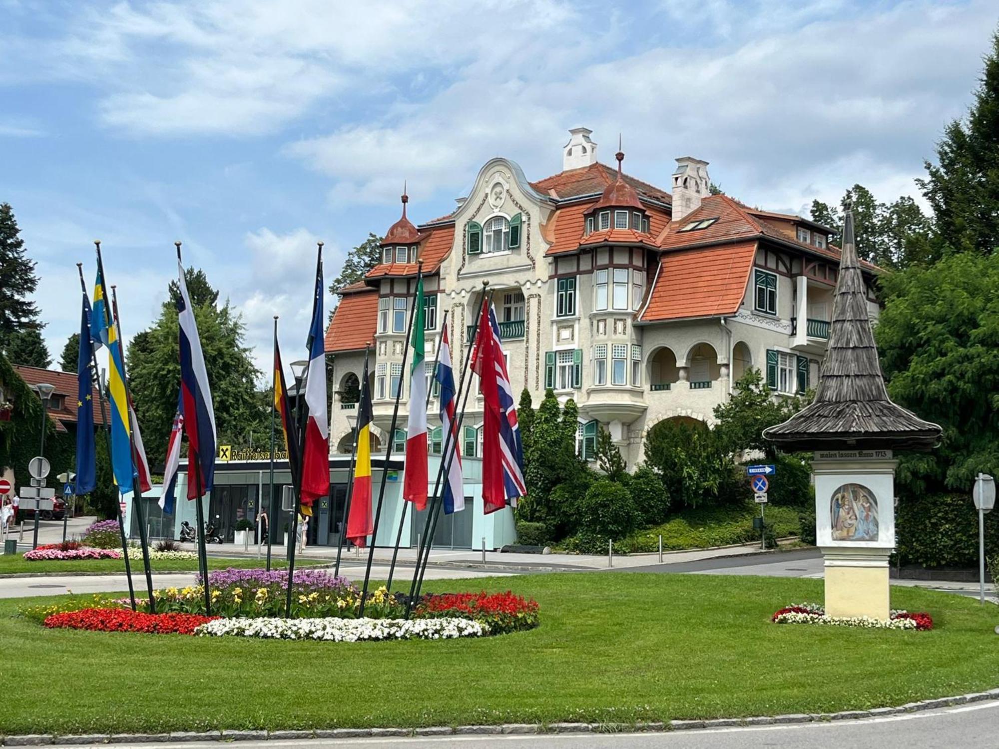 Moderne Dachgeschosswohnung Zentral By Seebnb Velden am Wörthersee Zewnętrze zdjęcie